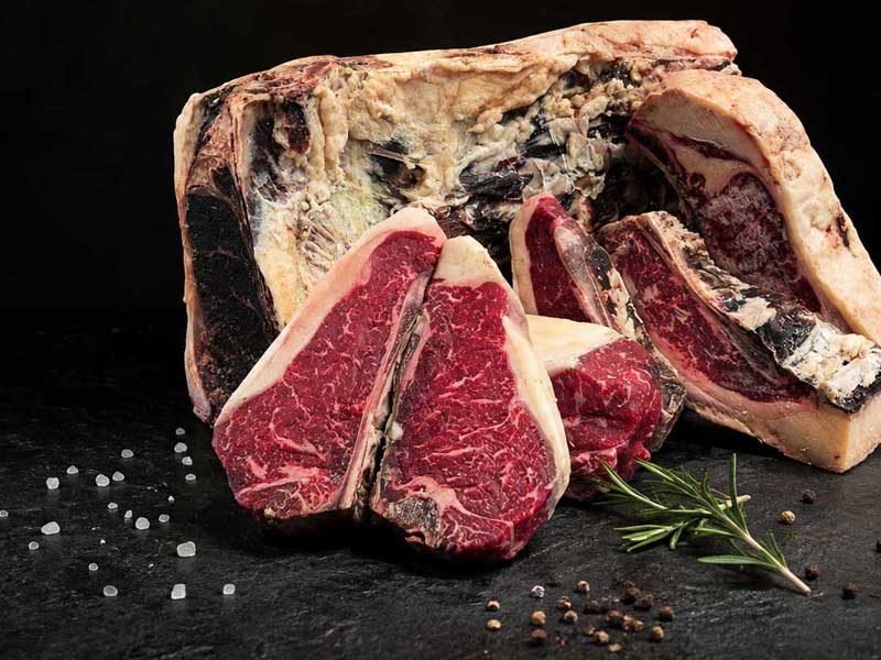 Premium Fleisch von Das Fleisch mit Fokus auf Herkunft Haltung und Qualität